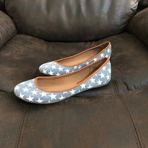 “Patriotic” flats, new, very comfortable shoes
